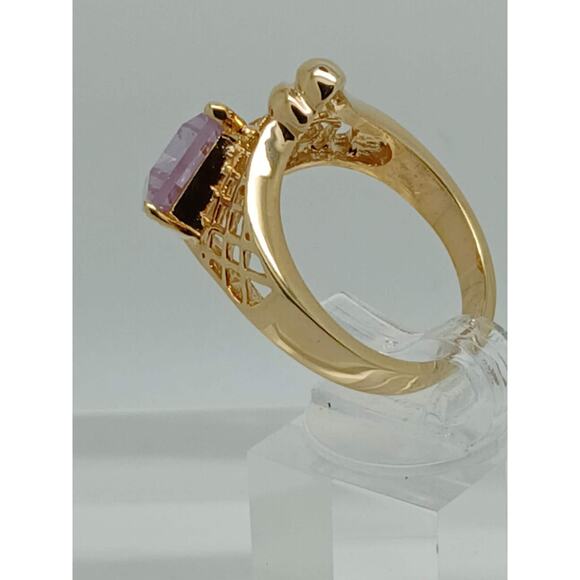 Vintage Gold EP Light Amethyst Sim Diamond 90's Bold CZ Cocktail Ring Size 7 - Picture 3 of 10